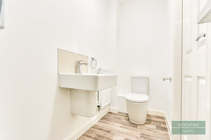 Photo 25- click for photo gallery